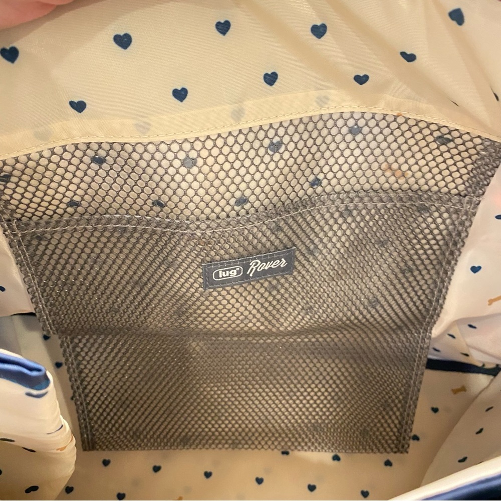 Lug Rover Tote. NWT. HUGE! Paws Navy pattern - Picture 9 of 13